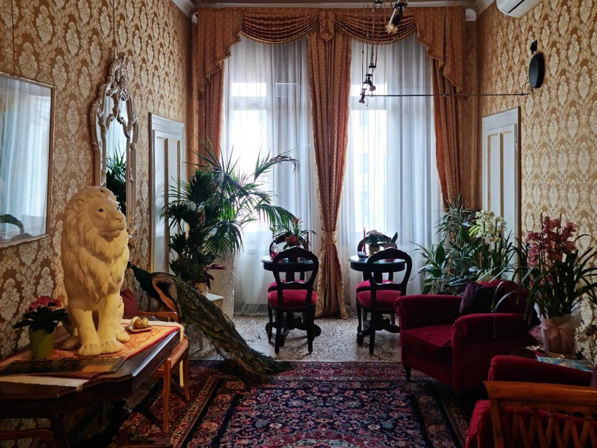 Friendly Venice Suites Luaran gambar