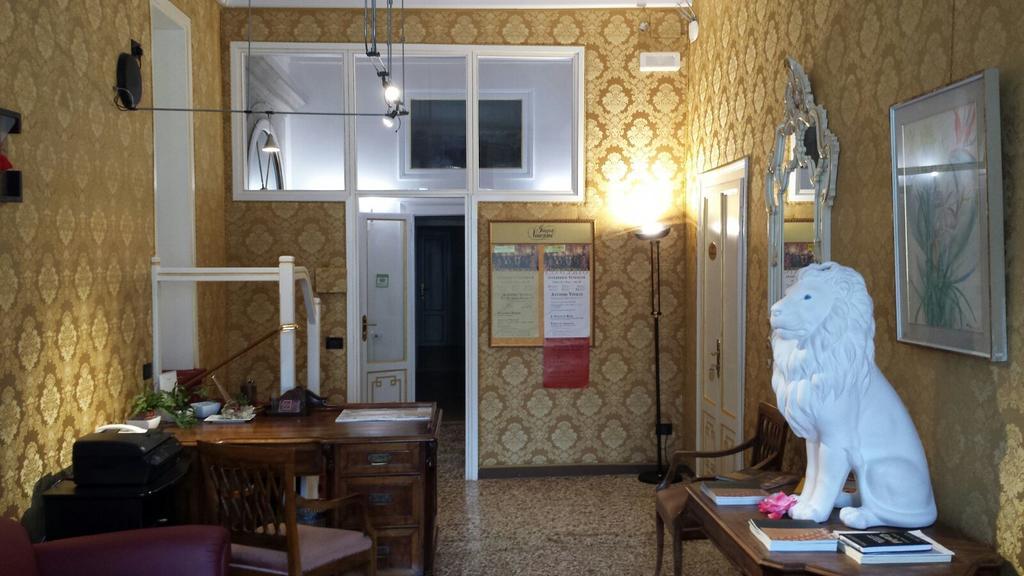 Friendly Venice Suites Luaran gambar