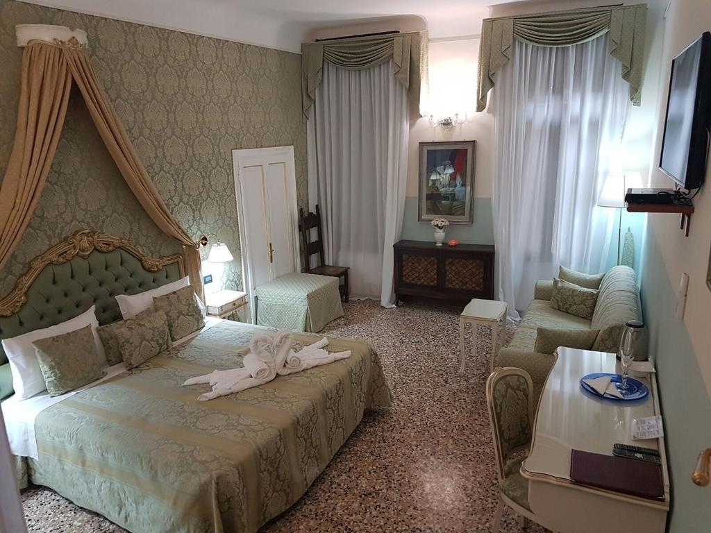 Friendly Venice Suites Luaran gambar