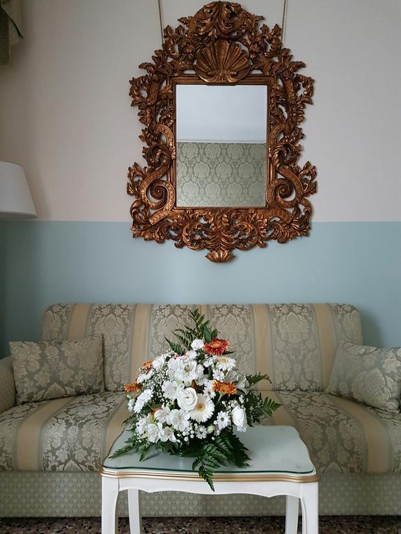 Friendly Venice Suites Luaran gambar